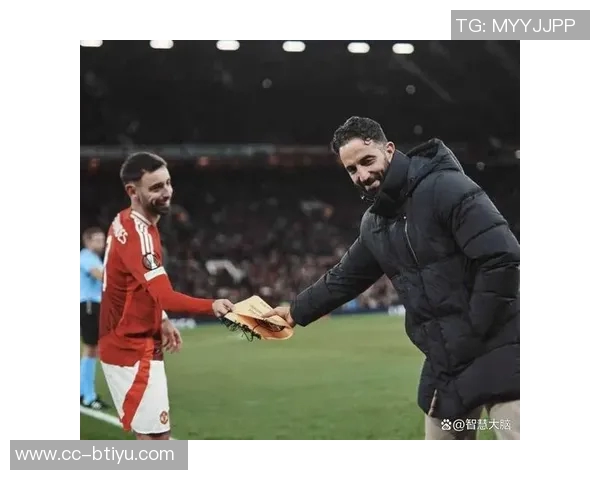 曼联球迷热议瓦伦西亚最契合阿莫林现代翼卫角色得票率达32